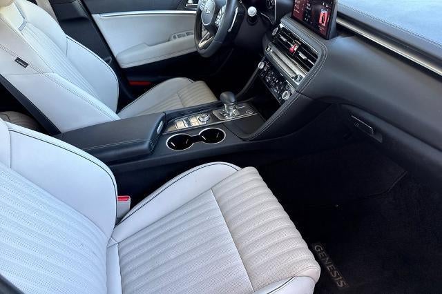 2024 Genesis G70 2.5T RWD