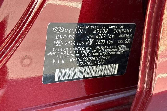2024 Genesis G70 2.5T RWD