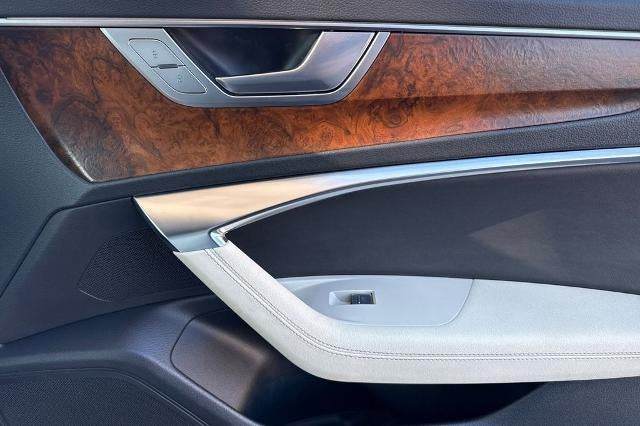 2022 Audi A6 allroad Prestige 55 TFSI quattro S tronic