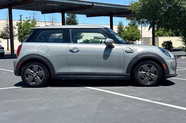 2023 MINI SE Hardtop Cooper