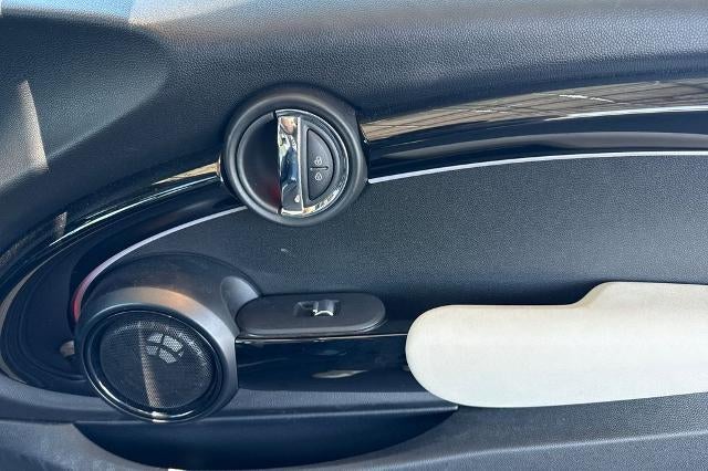 2023 MINI SE Hardtop Cooper