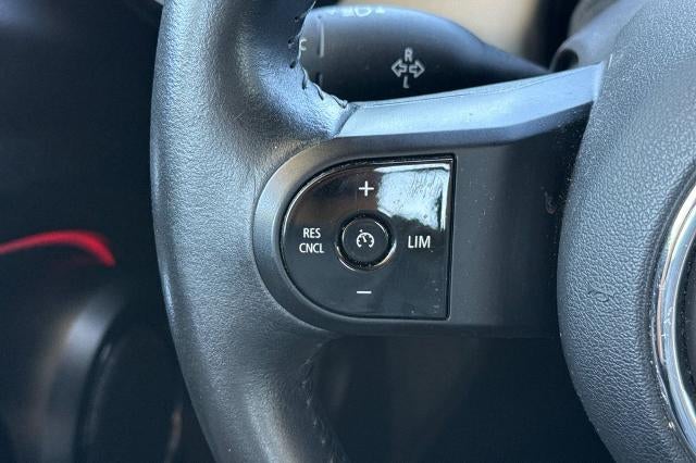 2023 MINI SE Hardtop Cooper