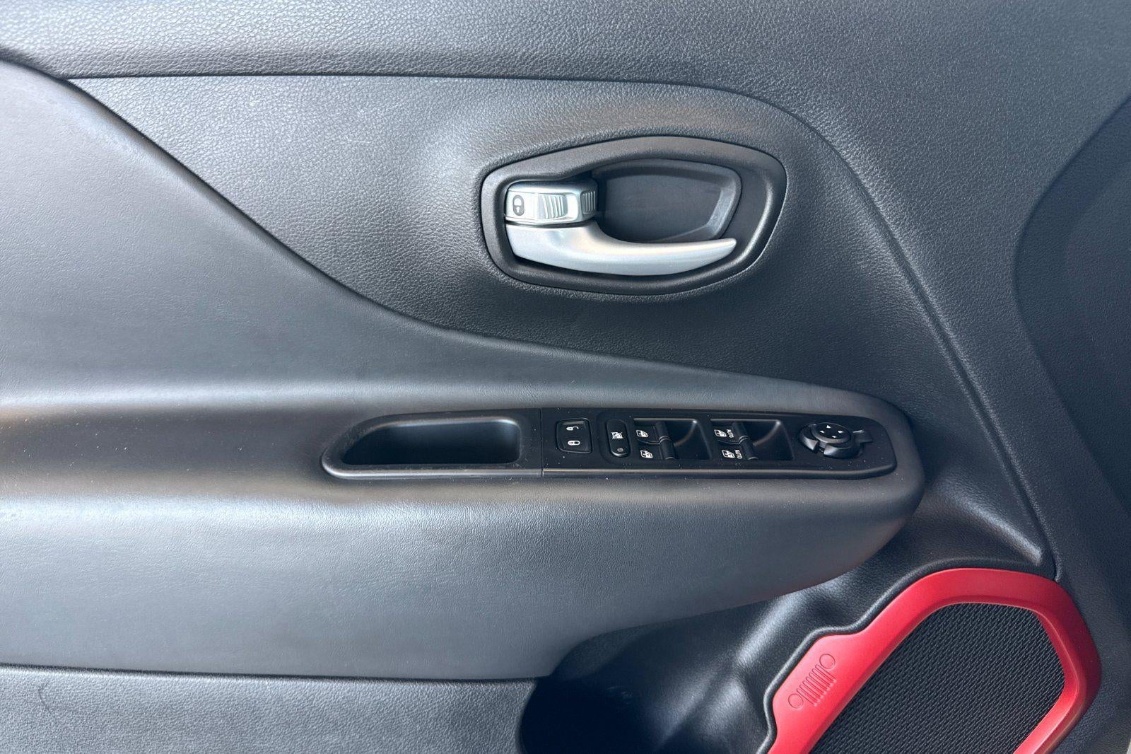 2023 Jeep Renegade Trailhawk 4x4